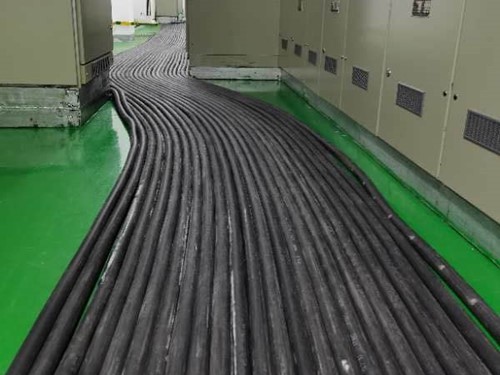 盘锦如何根据理论计算公式计算温度对特定电压测量结果的影响？