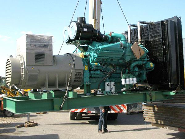 盘锦冬季柴油发电机启动前，如何检查燃油标号是否适配？